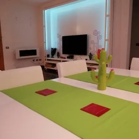 Alex House * קליארי